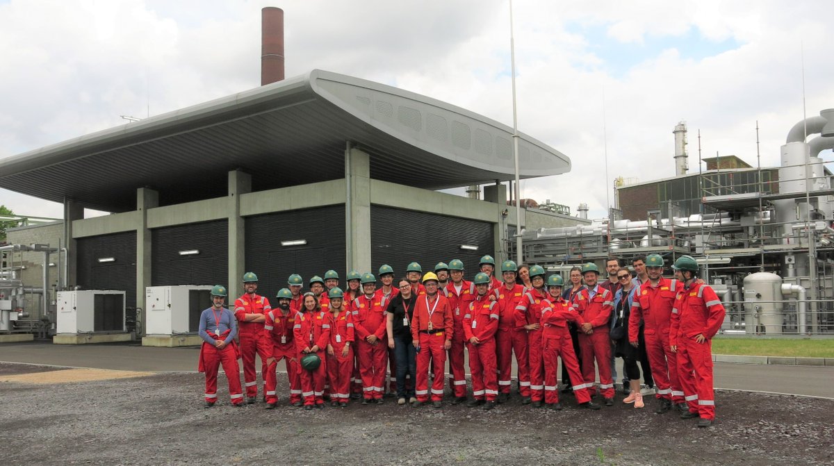 REFHYNE (@refhyne) on Twitter photo Last week the <a href="/CleanHydrogenEU/">Clean Hydrogen Partnership</a> visited the <a href="/Shell_Rheinland/">Shell Energy and Chemicals Park Rheinland</a> site in Wesseling, Germany to see the 10MW REFHYNE electrolyser up and running!
#NetZero #cleanhydrogen Last week the <a href="/CleanHydrogenEU/">Clean Hydrogen Partnership</a> visited the <a href="/Shell_Rheinland/">Shell Energy and Chemicals Park Rheinland</a> site in Wesseling, Germany to see the 10MW REFHYNE electrolyser up and running!
#NetZero #cleanhydrogen