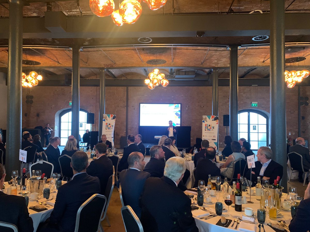 investliverpool's tweet photo. #REALESTATELIVE IN #LIVERPOOL NOW UNDERWAY!
Our @RELiveUK & #PlaceLiverpool Investor Visit got off to a brilliant start last night, with our welcome dinner, leading into todays LCR conference.
Register for the live webinars from 9.45 - 11.45 today > https://t.co/XNJ60LMIdY https://t.co/WlqmV5GGHe