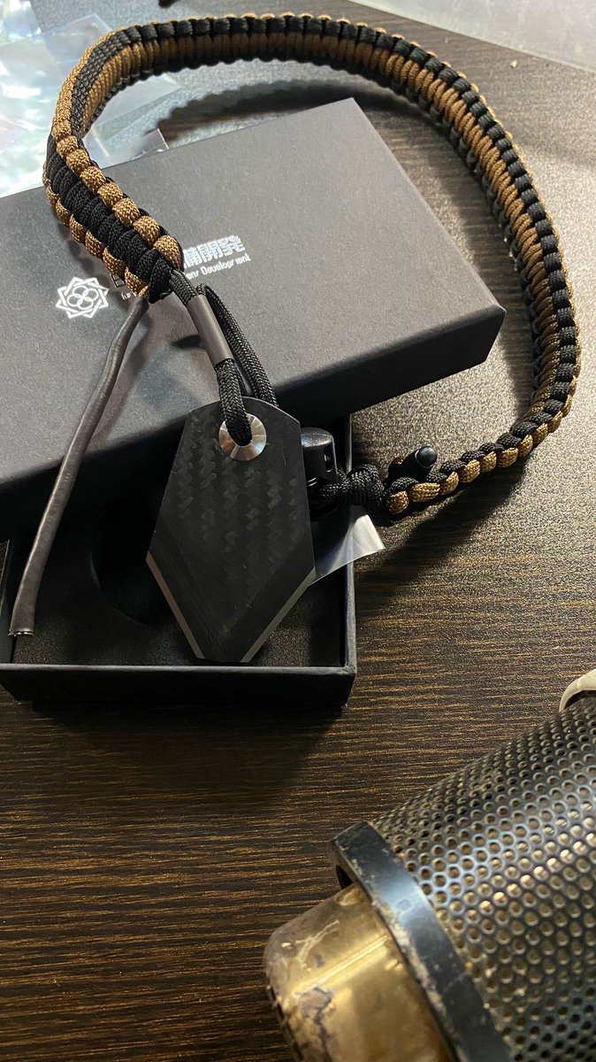 TTGDドッグタグ、仕上げは社員総出の手仕上げです。 ご注文を頂いた