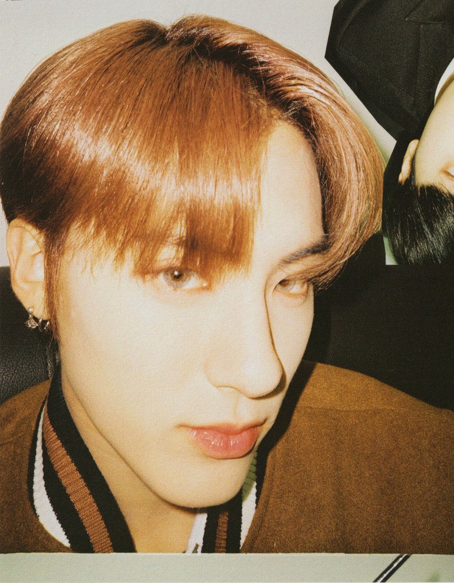 jumilsric's tweet photo. [SCAN] #NewShot_스물넷
#더보이즈 #THEBOYZ #에릭 #ERIC https://t.co/AqBWk5GPBb