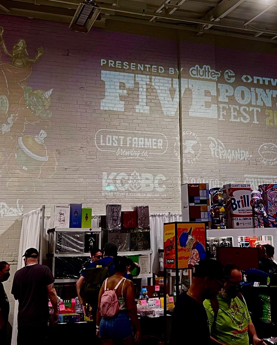 Nerds In a Bar tweet media