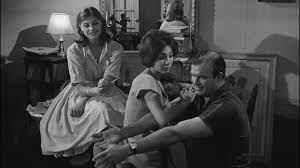 merlinpapin3's tweet photo. Vu le film #LeSigneduLion de #ÉricRohmer (1959) avec #JessHahn #StéphaneAudran Jean Luc Godard Jean Pierre Melville Alain Resnais Jean Pierre Melville Van Doude Michèle Girardon #JeanLePoulain Paul Crauchet Paul Bisciglia Marie Dubois
@FredOL69007 @tbarnaud @Jouxplane83 https://t.co/w6RTxqPobe