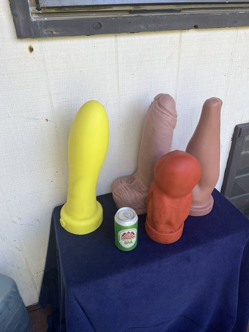 These toys are too large and unused. For sale on eBay or dm me. Not cheap. #johnthomastoys #mrhankeystoys<a href="/tag/mrhankeystoys"class="tags"><span>#mrhankeystoys</span></a><a href="/tag/johnthomastoys"class="tags"><span>#johnthomastoys</span></a>