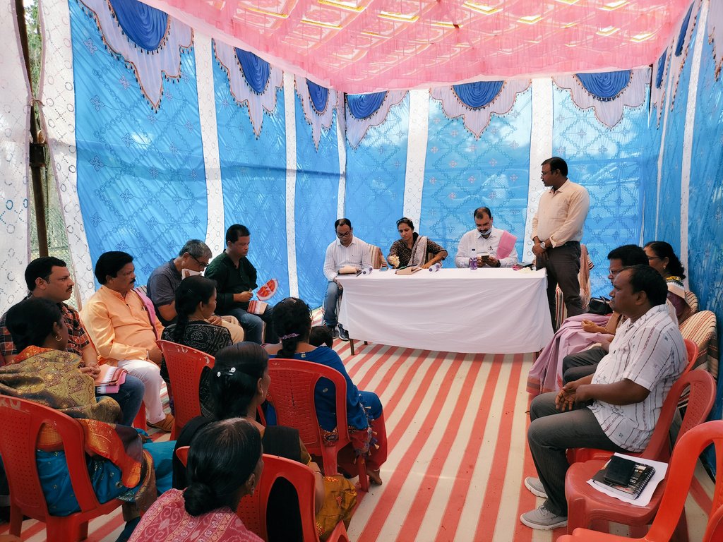 bndurga's tweet photo. @Abolinaravane DM Subarnapur along with other officials &amp; @patra_debabrat AD @ActionAidIndia inaugurates d Mushroom production &amp; training unit by Mahima Mushroom Producers Collective supported by ActionAid. @sndeep @dipalisharma02 @venketswar  @CMO_Odisha @SecyChief @SDTE_Odisha https://t.co/28zmdocv0F