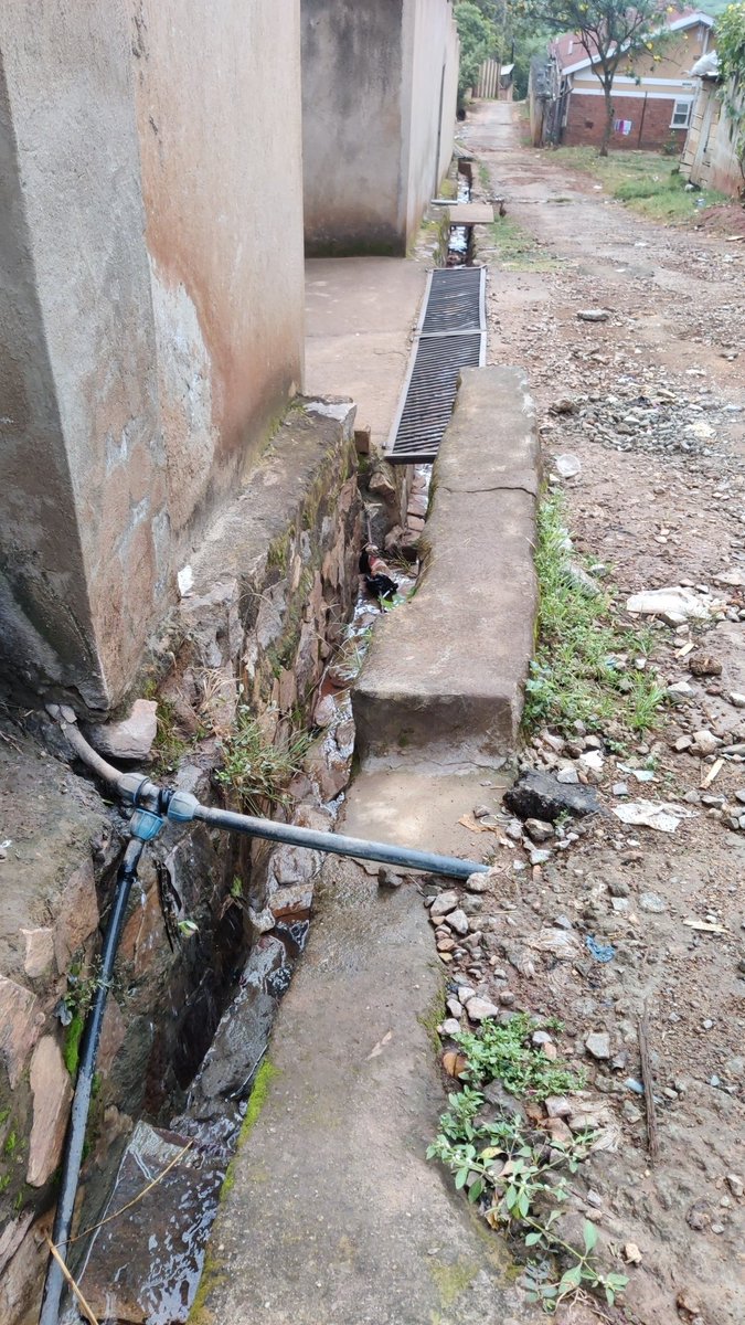 ssekono's tweet photo. @nwscug this pipe has been broken for about a month now spewing water. Your technical team needs to fix this. Pipe is in Bukasa along Joseph B Kiyingi Valley road https://t.co/ENNddwI6Fp