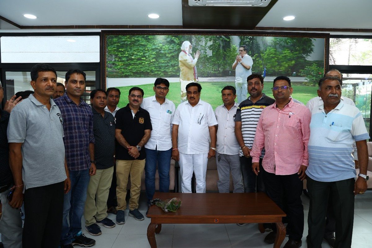 FixpayAdhyapak's tweet photo. અધ્યાપક સહાયકોની ફિક્સ પગારની નોકરી સળંગ ગણવા બાબતની દરખાસ્તનો સત્વરે હકારાત્મક નિર્ણય કરવા રાજ્ય સરકારને વિનંતી.@CMOGuj @Bhupendrapbjp @jitu_vaghani @KanuDesai180 @kuberdindor @OfficeOf_JV @CRPaatil @BJP4Gujarat @mnagarajan @Divya_Bhaskar @EducationGujGov @PatilOffice @ANI https://t.co/qjSjDqdDAU
