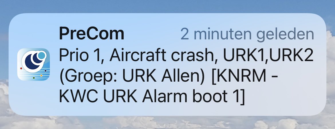 Gistermorgen rond 11 uur kwam een niet alledaagse melding-oproep binnen. Prio 1, aircraft crash. Met hulp van vele hulpinstanties is gestart met een reddingsoperatie maar helaas. #knrm Wij wensen de nabestaanden heel veel sterkte toe.