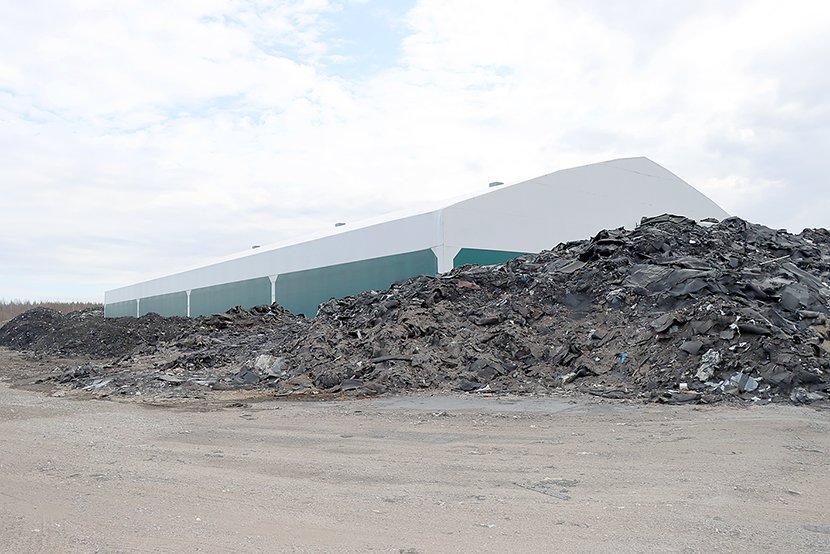 JoutsanSeutu's tweet image. Joutsan tekninen lautakunta on antanut Leivonmäellä toimivalle PyroBit Oy:lle kehotuksen vähentää tontille varastoidun kattohuopajätteen määrää.  joutsanseutu.fi/2022/06/29/pyr… @joutsankunta #joutsa #pyrobit