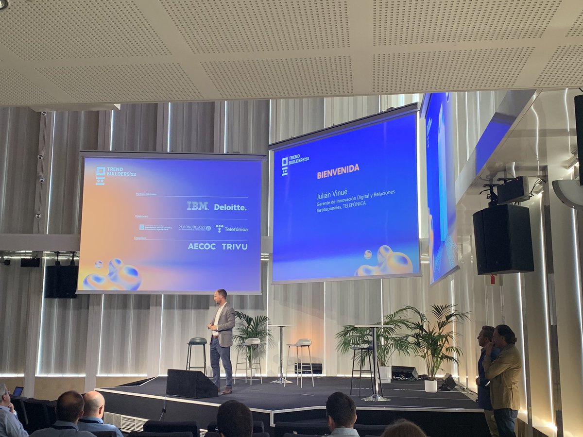 MArrizabalaga's tweet photo. Inauguramos TRENDBUILDERS’22 @AECOC_ES #TrendBuilders con @Pabloglezrt @wearetrivu @julianvinue @Telefonica y @JM_Bonmati @AECOC_ES https://t.co/Id631UQjMs