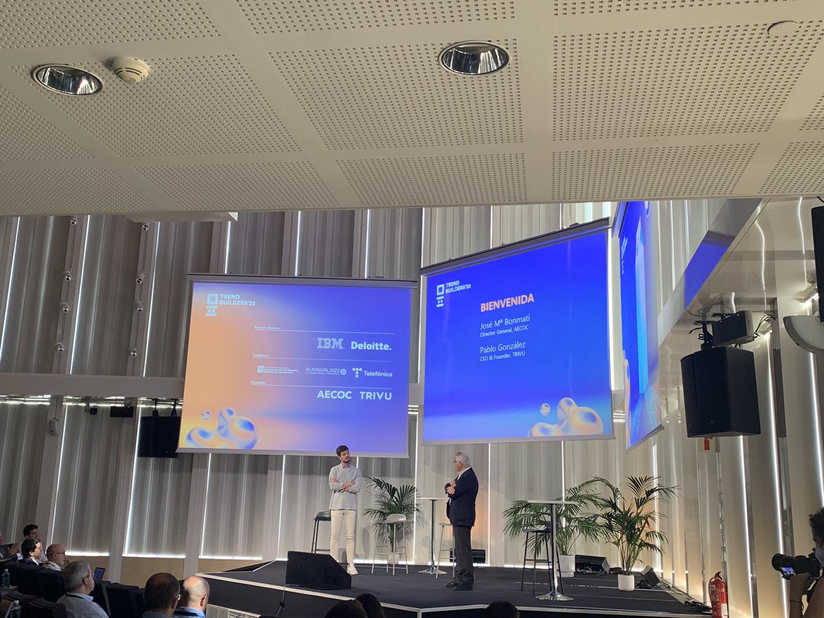 MArrizabalaga's tweet photo. Inauguramos TRENDBUILDERS’22 @AECOC_ES #TrendBuilders con @Pabloglezrt @wearetrivu @julianvinue @Telefonica y @JM_Bonmati @AECOC_ES https://t.co/Id631UQjMs