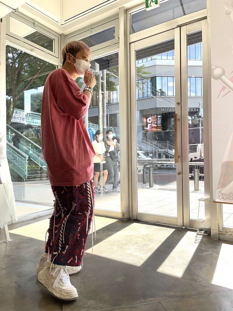 K_A_N_E_Y_A_N's tweet photo. あ〜夏や🌞
一点物系のやつとか、履きたい季節ね👀💕
#kidill #zaziquo #17ss #夏 #懐 https://t.co/oPUuqe7cfy