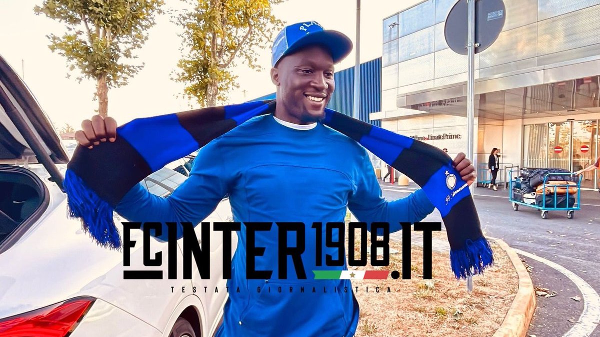 Golazo_Inter's tweet photo. WELCOME BACK BIG ROM 👏👏
Romelu #Lukaku telah tiba Milano, Siang nanti sang pemain akan menjalani tes medis, kemudian tanda tangan kontrak bersama Inter.🇧🇪🔵⚫️ https://t.co/PxmMxjJoOO