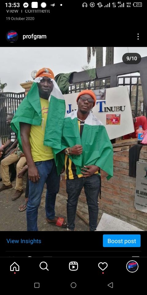 YouthRisingNG's tweet photo. YeleSowore RT @Proficience_: This is alausa #Endsars barricade. Can u all see @RevolutionNowNg berets &amp; @aacparty logo in d last banner on d floor? When @sowore called for #EndSARS after d national #Oct1stprotest , 32 comrades were in detention. As #… https://t.co/1bt7nXDSSq