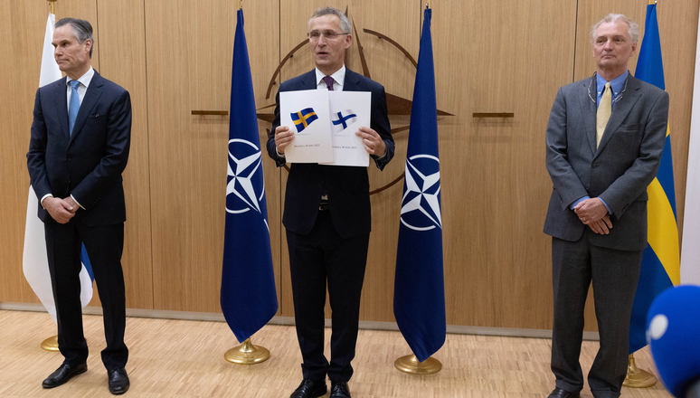 IWASInstitute's tweet photo. #WorldWrap
1⃣🇮🇳India prime minister attends G7 at 🇩🇪SchlossElmau followed by visit to 🇦🇪UAE
2⃣🇫🇮Finland 🇸🇪Sweden advance to join NATO as 🇹🇷Turkey retracts opposition
3⃣🇺🇸US accuses 5 firms in 🇨🇳China of supporting Russia's military
4⃣Xinjiang import ban starts in 🇺🇸US
1/3 #news https://t.co/1s0YmKMhRv