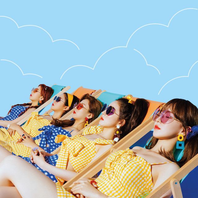 queendomrvelvet's tweet photo. Red Velvet 레드벨벳 'SUMMER MAGIC'

DEBUT ALBUM 

🎧 2022.7.03. 6PM KST https://t.co/DYb1N5PSEa