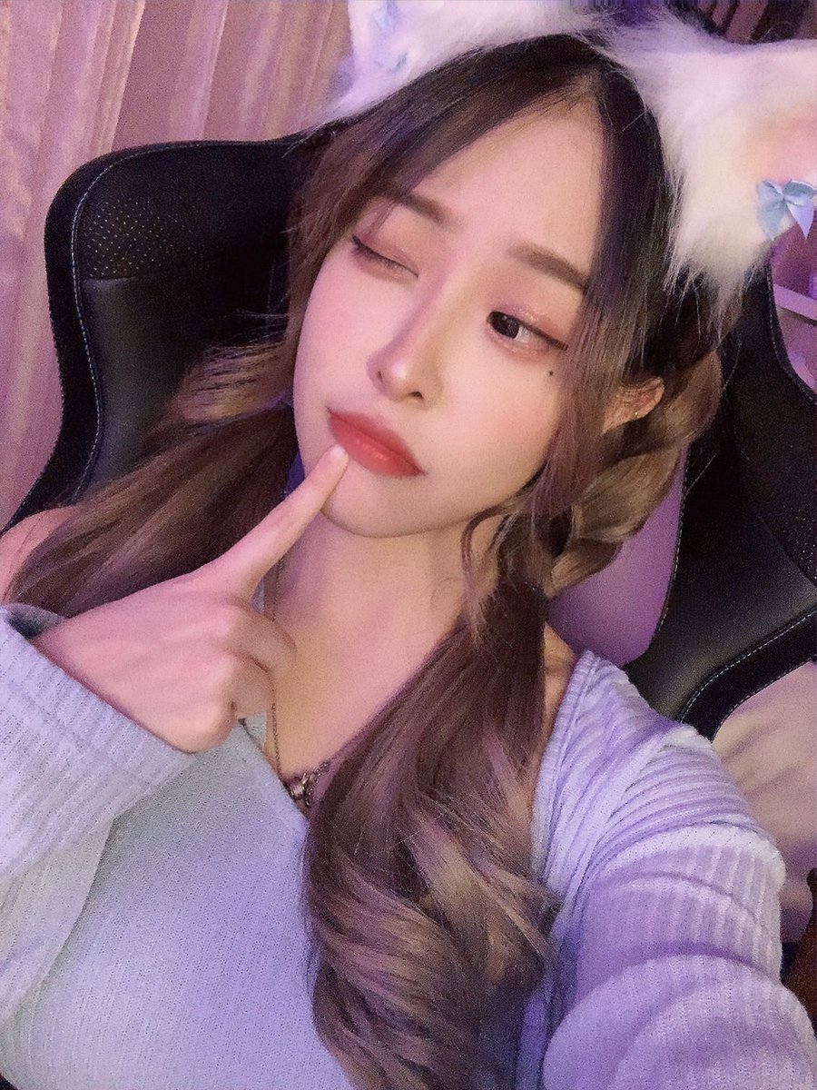 讓朕想想今天要翻哪隻咖波娃娃的牌子！#日常 #streamer #妲妲咬果凍