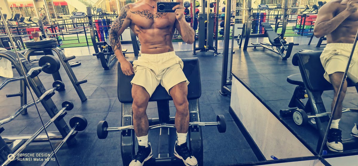 MuscletoyRoom's tweet photo. https://t.co/4lOAcRrJB9