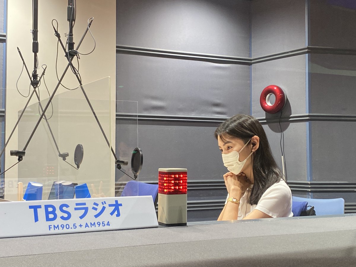 今日のゲストは #株式会社GENDA 代表取締役社長 #申真衣 さん
今週は、モデル業も両立させる新しいタイプの経営者である申さんに迫ります。名門女子校で育った学生時代、ターニングポイントとなった ＃東大 のゼミ、起業のきっかけ、 #婚姻契約書 の内容とは
#岩瀬大輔 #笹川友里 #tbsradio #MeetUpTBS