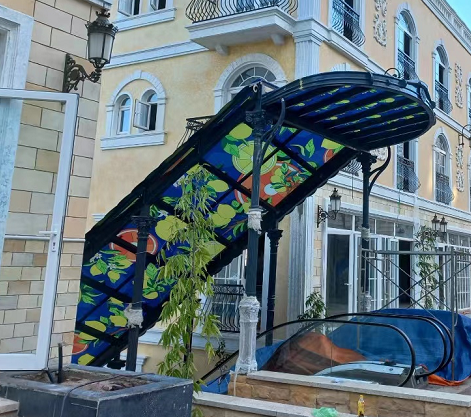 Another project is finished/ 8+8mm digital printed decorative laminated glass for skylight roof in Vietnam
#decorativeglass #digitalprintedglass #laminatedglass #glassskylight #glassroof