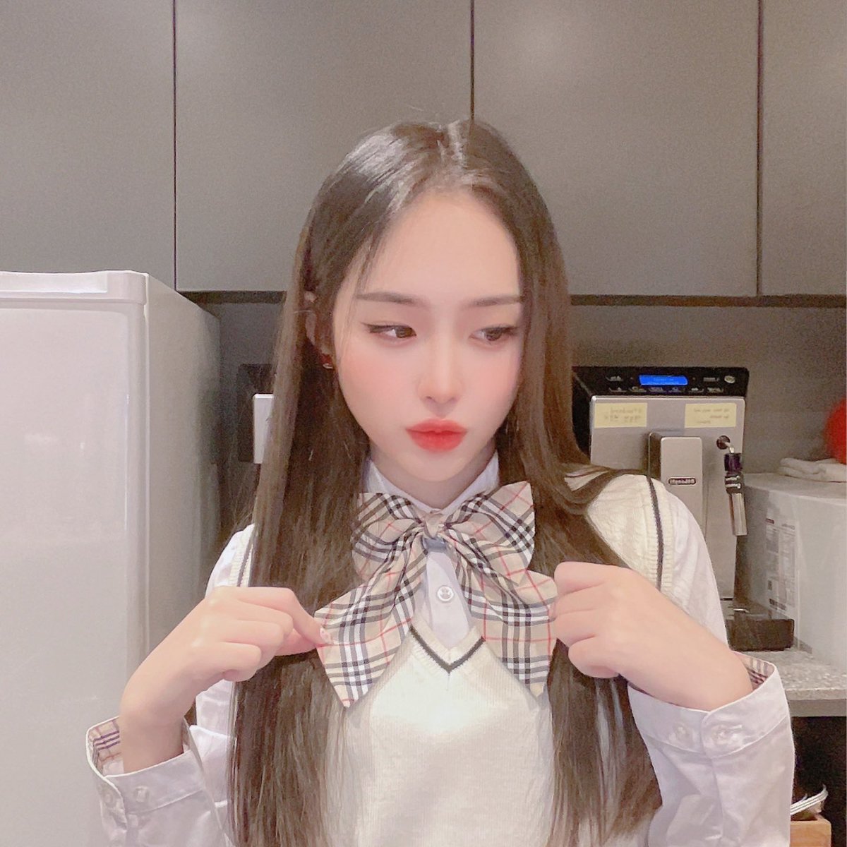 bb_fancafe's tweet photo. 220624 cyan fancafe update
#CYAN #시안
#BUGABOO #버가부 https://t.co/uw93AI7ool