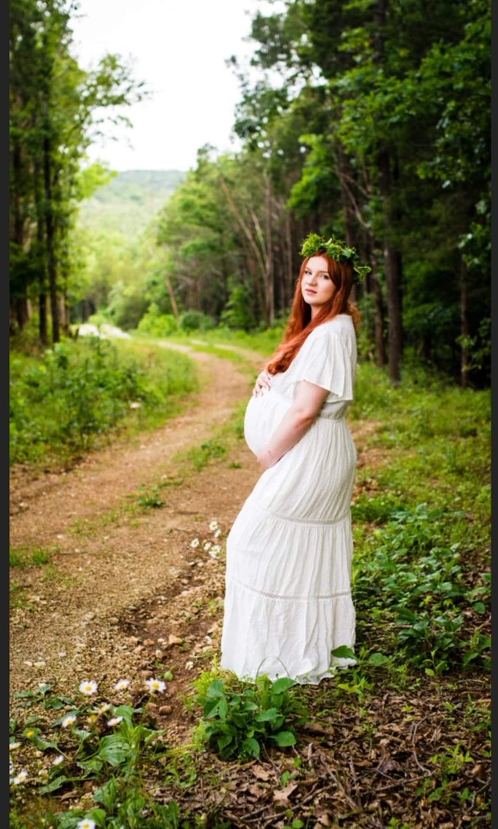 icequeen466's tweet photo. Hard to wrap my head around that my baby is gonna be a mama very soon. And you know I will be with you every step of the way. I love you sis 💝 https://t.co/SreJmztoed