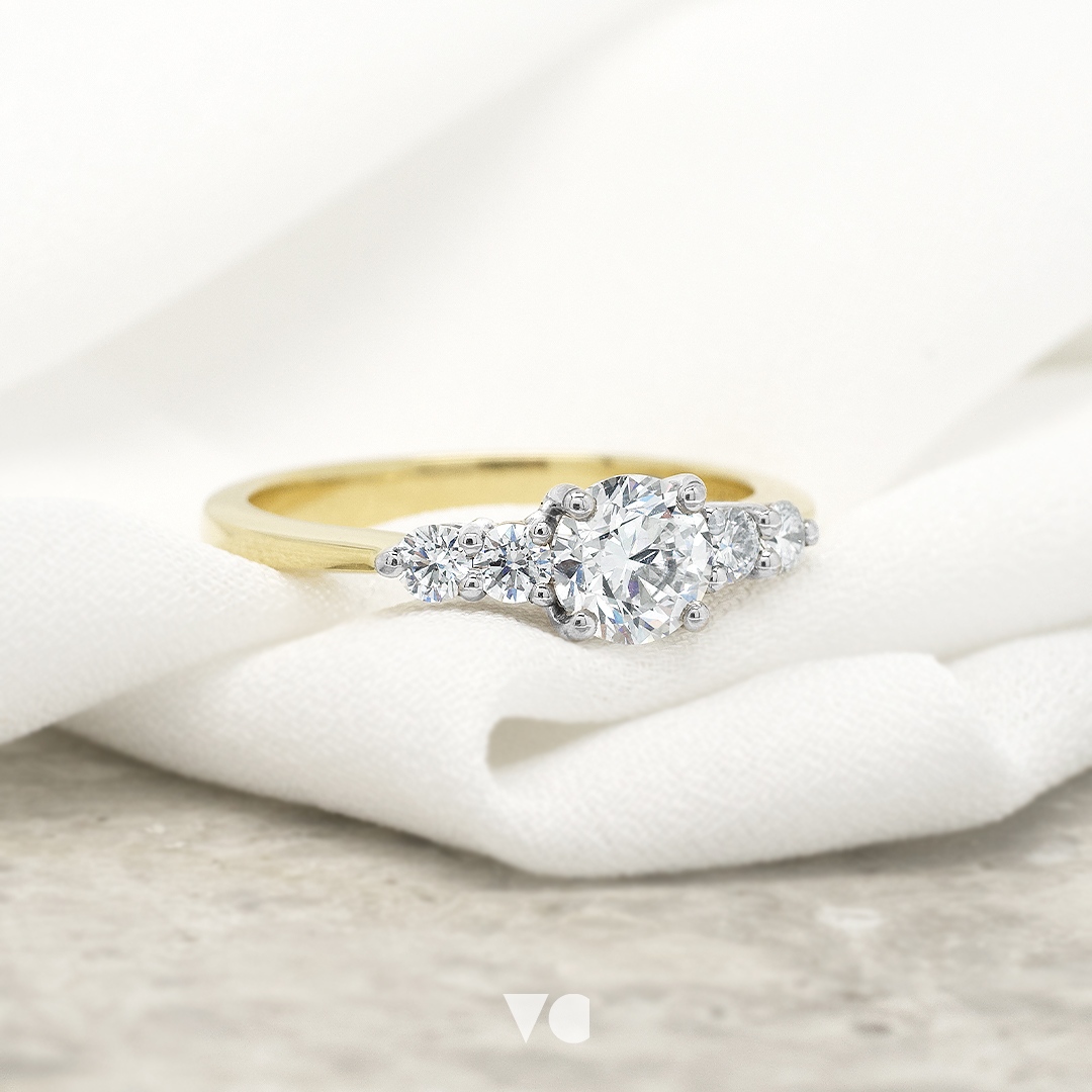 Village Goldsmith tweet media