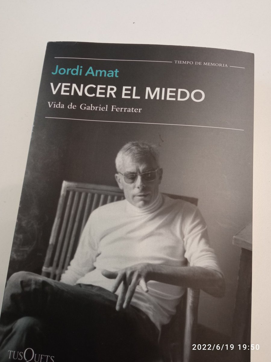econvirtual's tweet photo. Gabriel F. Un dels referents literaris més desconeguts de l'univers literari català ...  Aquest és un dels encants del Ferrater: un poeta extraordinari i un exponent superlatiu de la saviesa literària que va viure en una eterna asímptota existencial. Bon llibre  @jordiamat22 https://t.co/rC1iM8gU1z