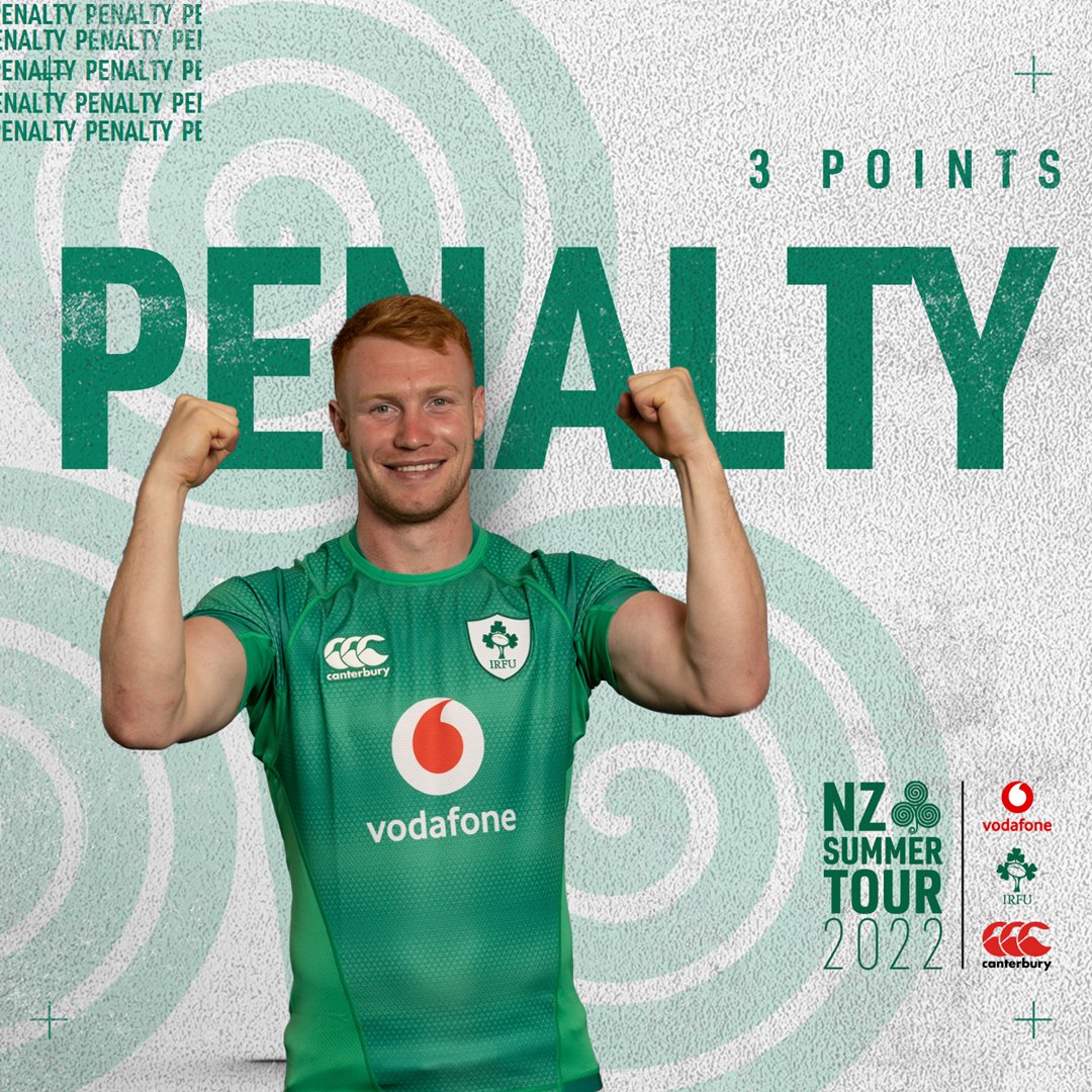 IrishRugby's tweet photo. 4' | Ciaran Frawley gets us up and running with a long-range penalty! 🙌

Māori All Blacks 0-3 Ireland.

#TeamOfUs | #MABvIRE https://t.co/eqW1neKzy8