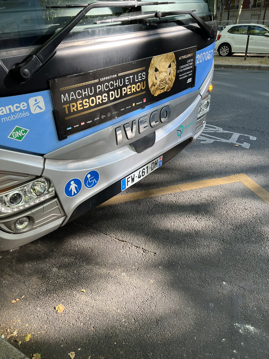 maanon_brs's tweet photo. @RATPgroup merci d’embaucher un chauffeur qui me traite de pute de bon matin lorsque je lui demande mon chemin « sale pute tu mérites d’être blonde ». 8h33 arrêt Denfert Rochereau. https://t.co/nMulz1vDGt