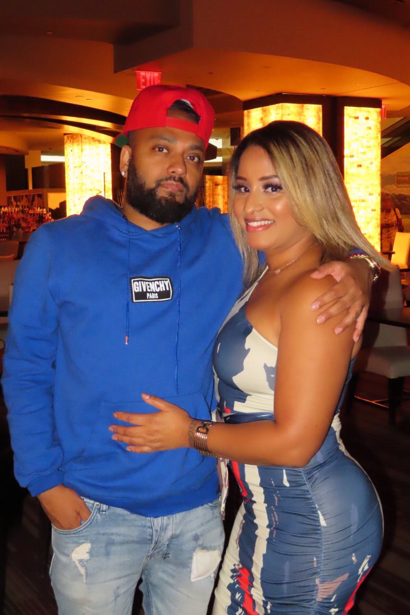MsAngie928's tweet photo. Happy bday to my baby my love super thankful to have you in our lives we love you ❤️wishing you a happy bday and many more blessed years to come🎊🎊 ! #Bdaydaddy 🎈🎁 @stardnr https://t.co/LuwJLjPxIS