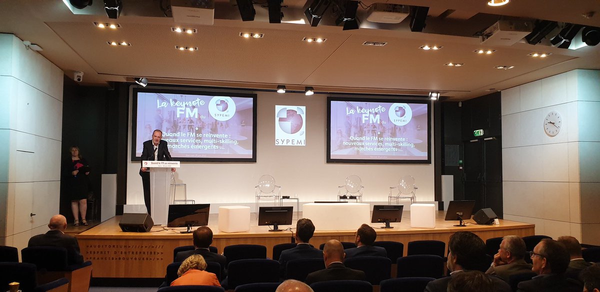 [Keynote Sypemi : "Quand le #FM se réinvente"]
Eric Lefiot, président du <a href="/Sypemi_FM/">SYPEMI : les professionnels du FM</a> aborde les tensions actuelles sur le métier de #FM et les  3 études réalisées qui seront présentées lors de la keynote : hybridation des services, marchés publics, polycompétence en termes de MO.