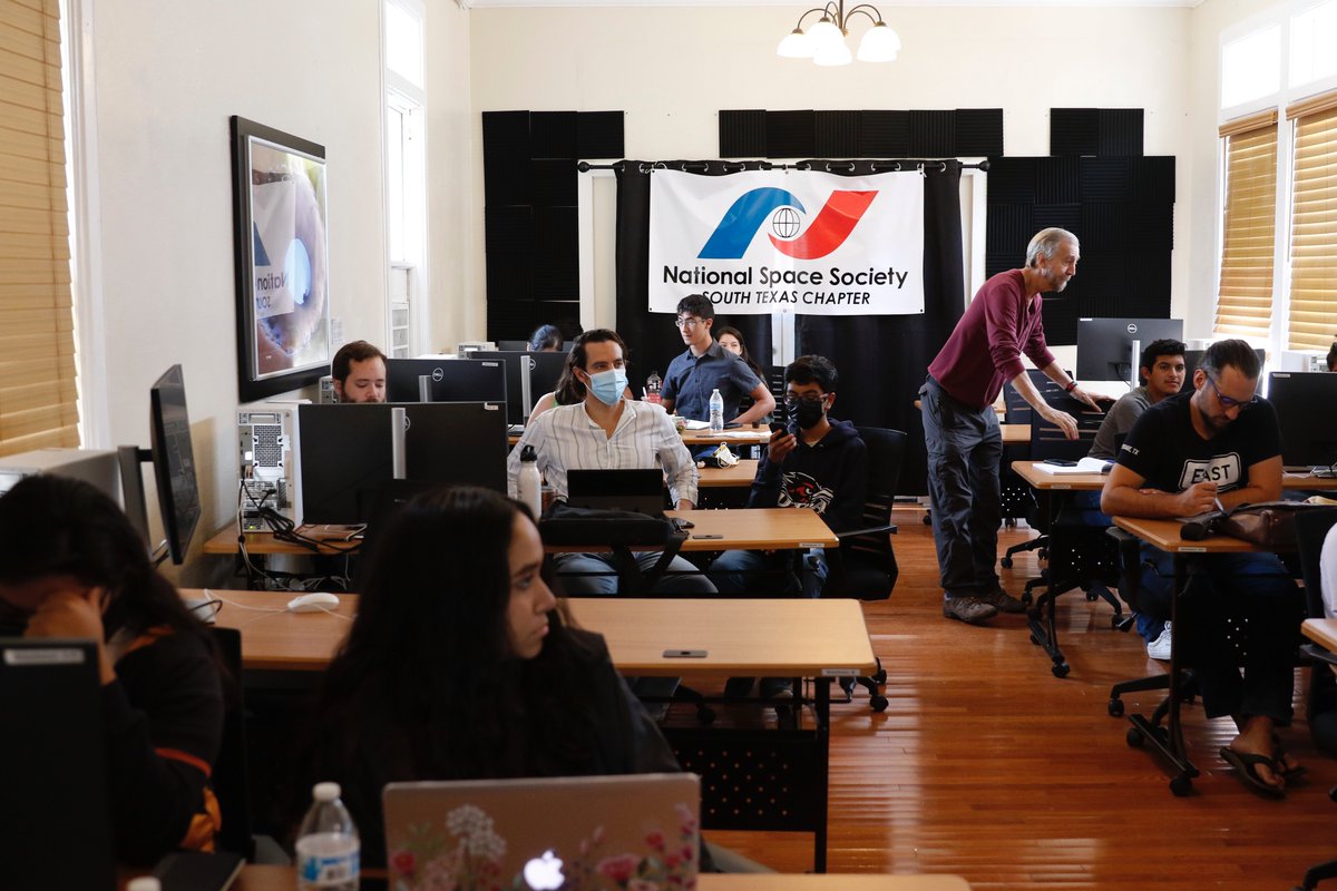 Our program centered for high schoolers is happening soon! Featuring guest speakers from NASA and a trip to STARGATE! #space #summerprogram #Stargate #NASA