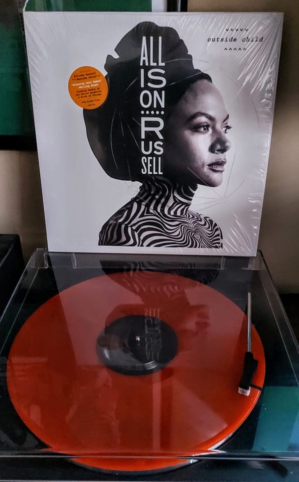 sonicmoremusic1's tweet photo. Spinning some Allison Russell @outsidechild13 #outsidechild #vinyl.

#allisonrussell, along with #SistaStrings will be performing at this weekend's @mariposafolk Festival at Tudhope Park in #Orillia. 

#WeekendPasses are still available at: 
https://t.co/DjeEowxd6P https://t.co/WB5r3tU2RT