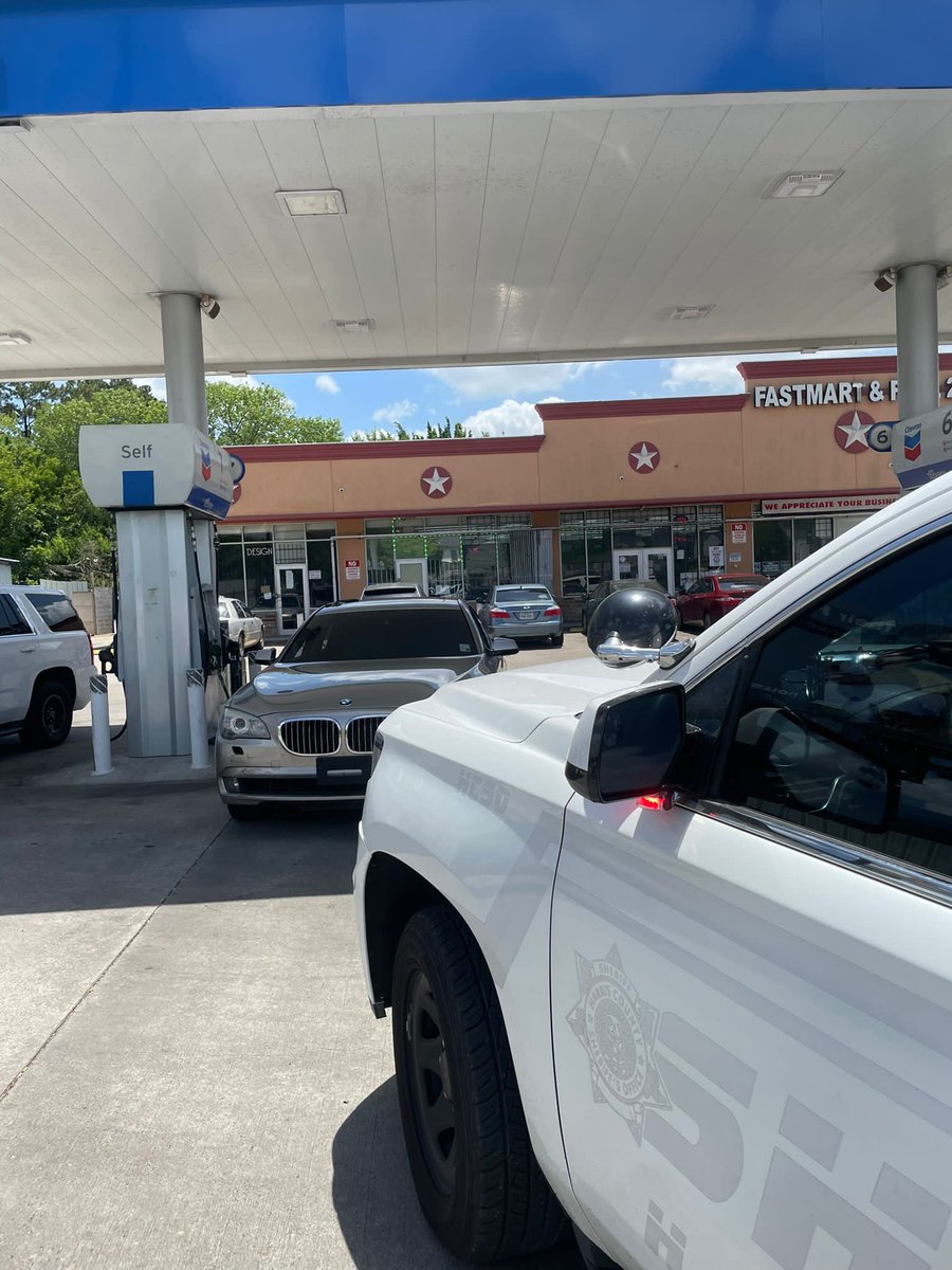 HCSO_PSSB's tweet photo. D2 CRU conducted a Traffic Stop at 7200 Hallshire Dr. The stop led to the arrest of a suspect for Felony Possession of Marijuana. @HCSO_D2Patrol @HCSOTexas https://t.co/CI0NYbgBnj
