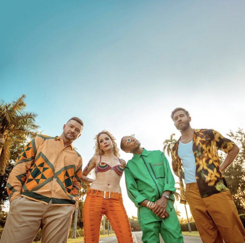 PopBase's tweet photo. Calvin Harris announces new single ‘Stay With Me’ ft. Justin Timberlake, Halsey &amp; Pharrell dropping next Friday. https://t.co/ktw0owuc4I