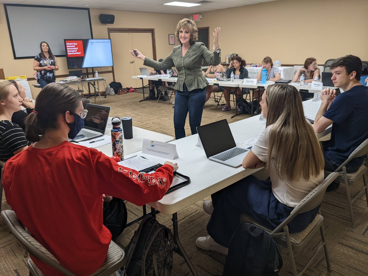 Thank you <a href="/KeyBank/">KeyBank</a> for helping our #GGPSummerIncubator be more prepared as part of our #financialliteracy #powerhour. We focused on personal and career finance, career planning, goal setting, and unlocking our passions towards a successful #career #youthworkforce #Geauga