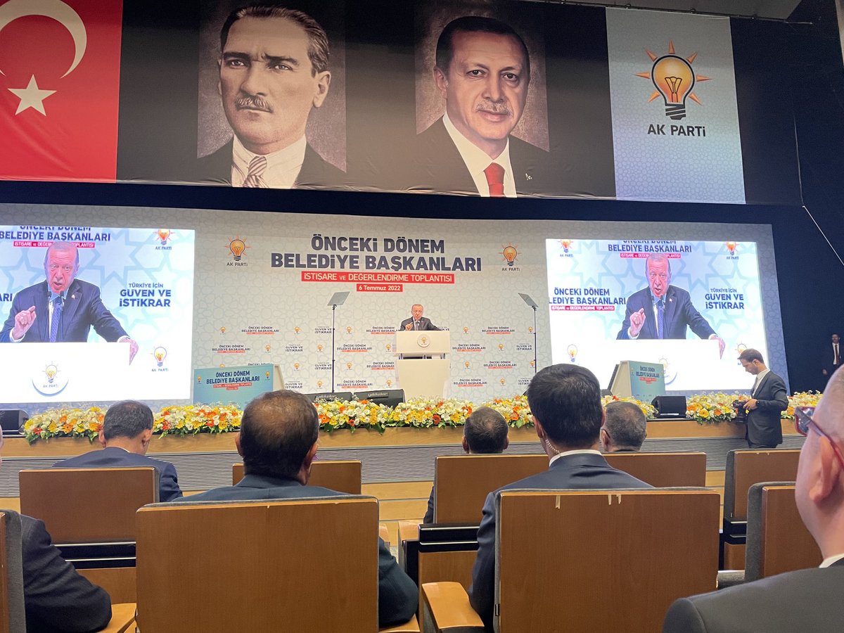 Önceki Dönem Belediye Başkanları İstişare ve Değerlendirme Toplantısında Ak Parti Genel Başkanımız ve Cumhurbaşkanımız Sn Recep Tayyip Erdoğan’ın hitaplarını dinliyoruz.