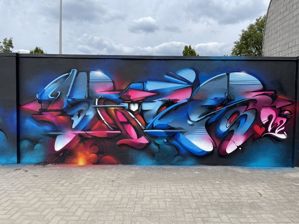 Digitaldoes's tweet photo. Finished piece. Maaseik, Belgium 🇧🇪 https://t.co/KkDmM0KkNo