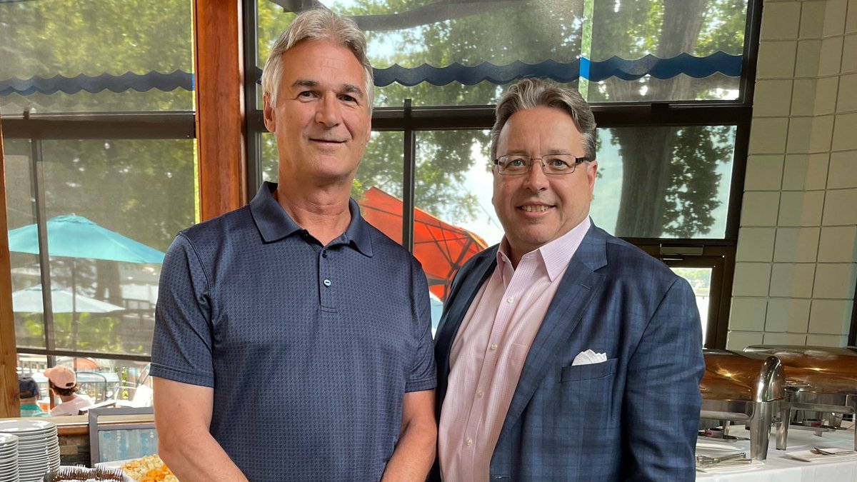 1776Bank's tweet photo. Thank you David Deibel for serving our Independence Bank St. Matthews community! We wish you well and will miss you!
#HappyRetirement #1776revolution #IndependenceBank #BPTW #BestPlacesKY https://t.co/HSu3ndkB7p