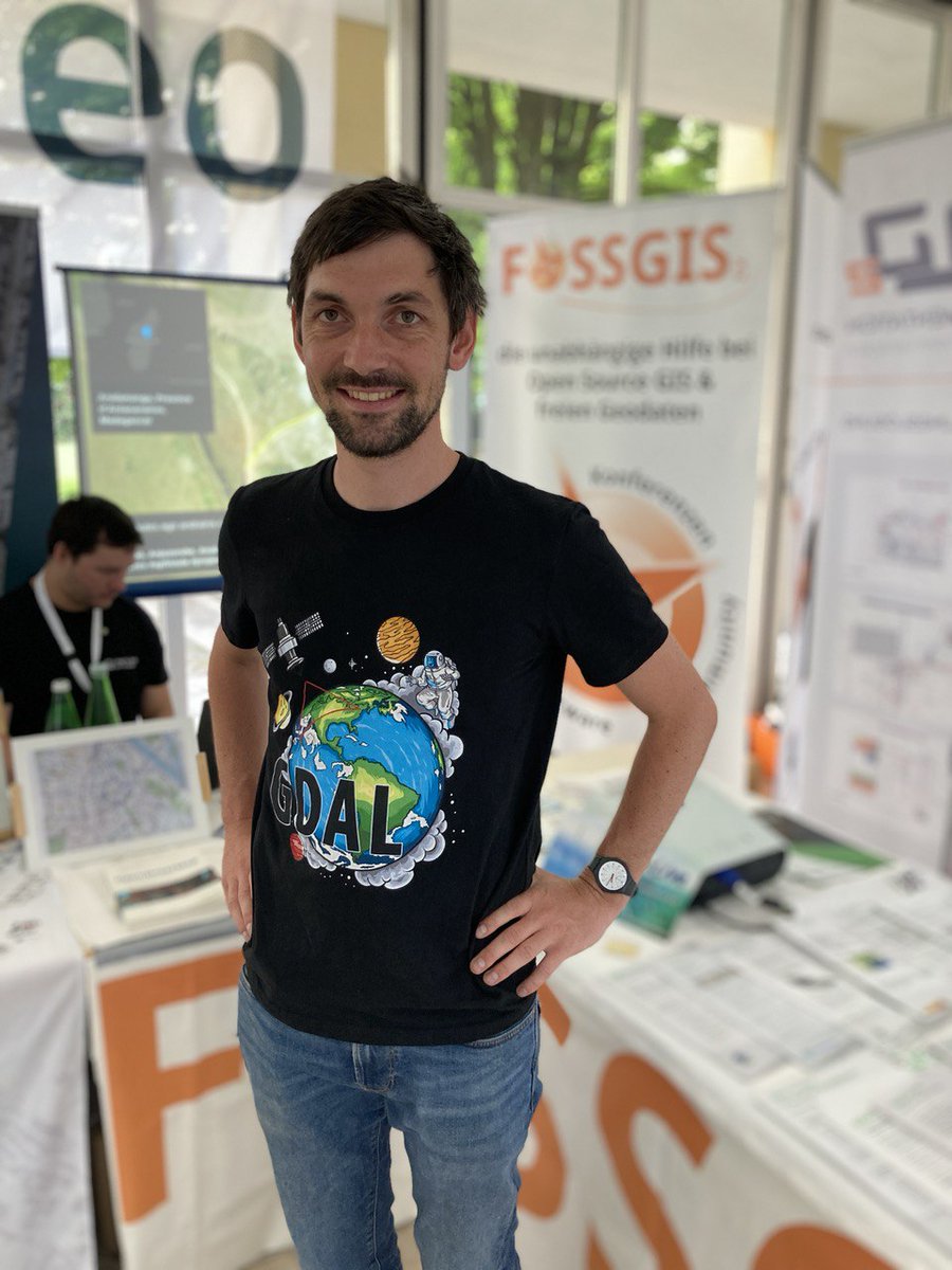 Unser Mitarbeiter <a href="/JakobMiksch/">Jakob Miksch</a> befindet sich heute und morgen auf der #GISalzburg22 am FOSSGIS / OSGeo Stand und freut sich über freie GIS-Software und Geodaten (wie z.B. #OSM)  zu informieren.

@FOSSGIS_Verein <a href="/osm_at/">OpenStreetMap Austria | @osm_at@mastodon.social</a>  #fossgis #OSGeo #opensource