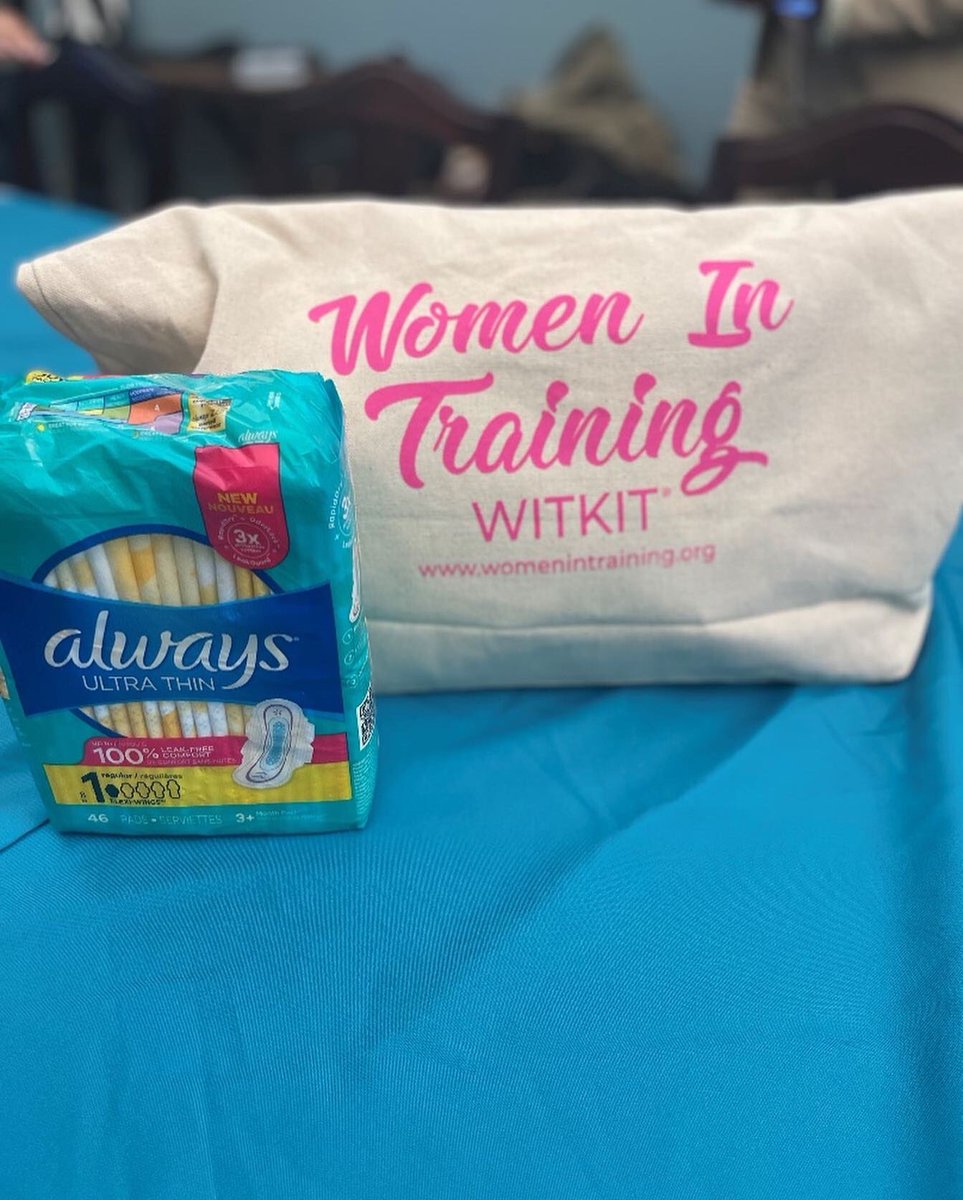 womenintrainin1's tweet photo. Naturally, we distributed @womenintrainin1 #WITKITS of menstrual, dental and hygiene supplies at the #essencefestival in #nola. Thank you, @MsLaToshaBrown and @blackgirlsdream!
#freedom #endpovertyperiod #endperiodpoverty #girlpower #love #joy #volunteer https://t.co/QkWOsMbqRN