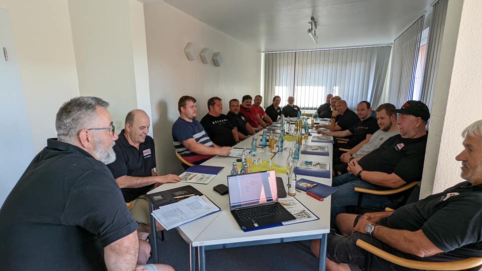 DEL2 tweet media