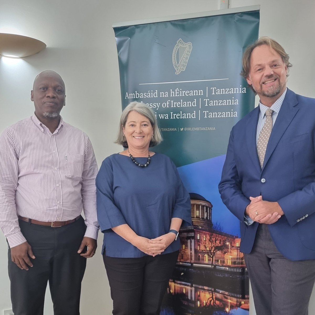 IrlEmbTanzania's tweet photo. Delighted to welcome @UNFPATanzania Representative Mark Schreiner to the Embassy this afternoon to discuss our continued support to ensure access to quality #SRHR, and #GBV prevention and response services for adolescents and young people.
🇮🇪🇹🇿 https://t.co/t041K5s9i4