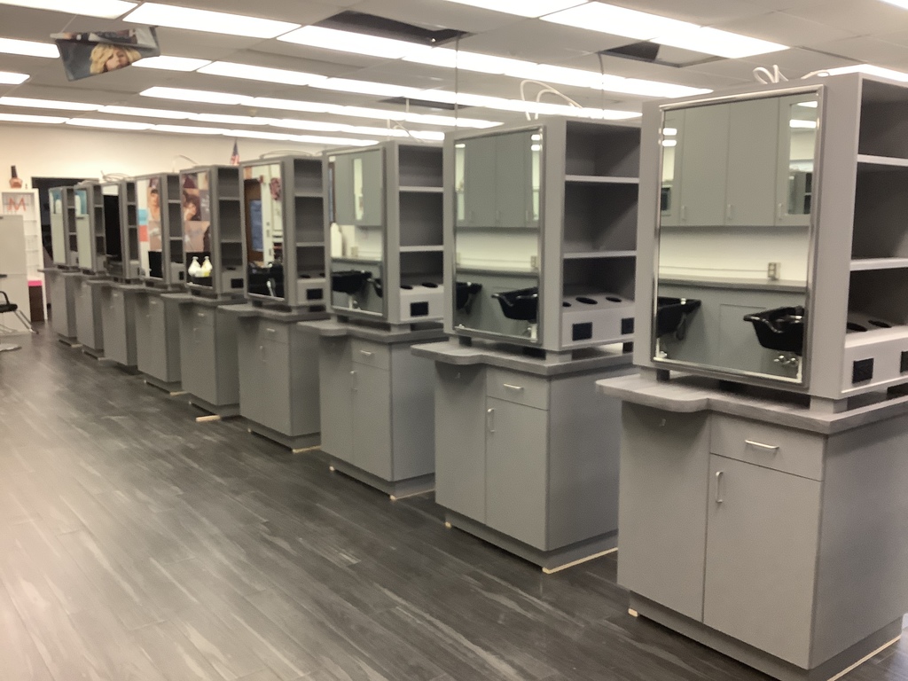 CPACTC's tweet photo. The new Cosmetology work stations and shampoo bowls have been delivered! @cpactc #greenisgone #hellogray https://t.co/OB7Wi0SiZ8