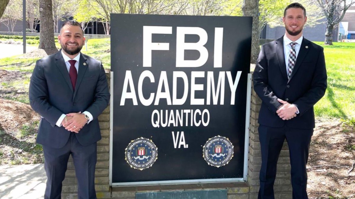 HCSO_MikeLee's tweet photo. Congrats to @HCSOTexas Lt. Buccini &amp; Lt. Suarez on their recent graduation from the FBI National Academy (FBINAA)! The intensive @FBINAAQuantico 10-week course is recognized as one of the premier law enforcement training programs worldwide. #LeadershipMatters https://t.co/7yW8aFuL2B