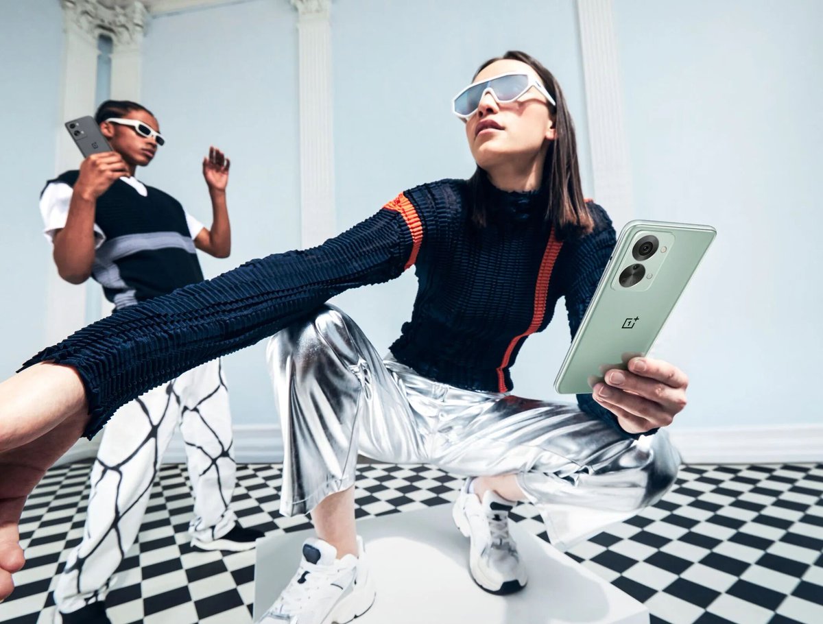 uptechable's tweet image. 🔥 Who&apos;s been using the One Plus Nord 2T? 📱 

The @oneplus Nord 2T comes with 80W fast charging and a 50MP camera, you should try their night mode. 

#uptechable #uptech #technews #techblog #OnePlus #OnePlusNord2T #OxygenOS #phones #mobile #techreview