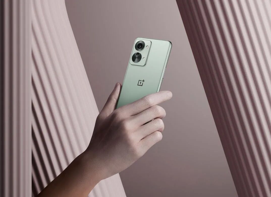 uptechable's tweet image. 🔥 Who&apos;s been using the One Plus Nord 2T? 📱 

The @oneplus Nord 2T comes with 80W fast charging and a 50MP camera, you should try their night mode. 

#uptechable #uptech #technews #techblog #OnePlus #OnePlusNord2T #OxygenOS #phones #mobile #techreview