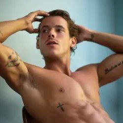 damn he's hot! on Twitter: "DAMN HE'S HOT! Follow for daily pics of hot