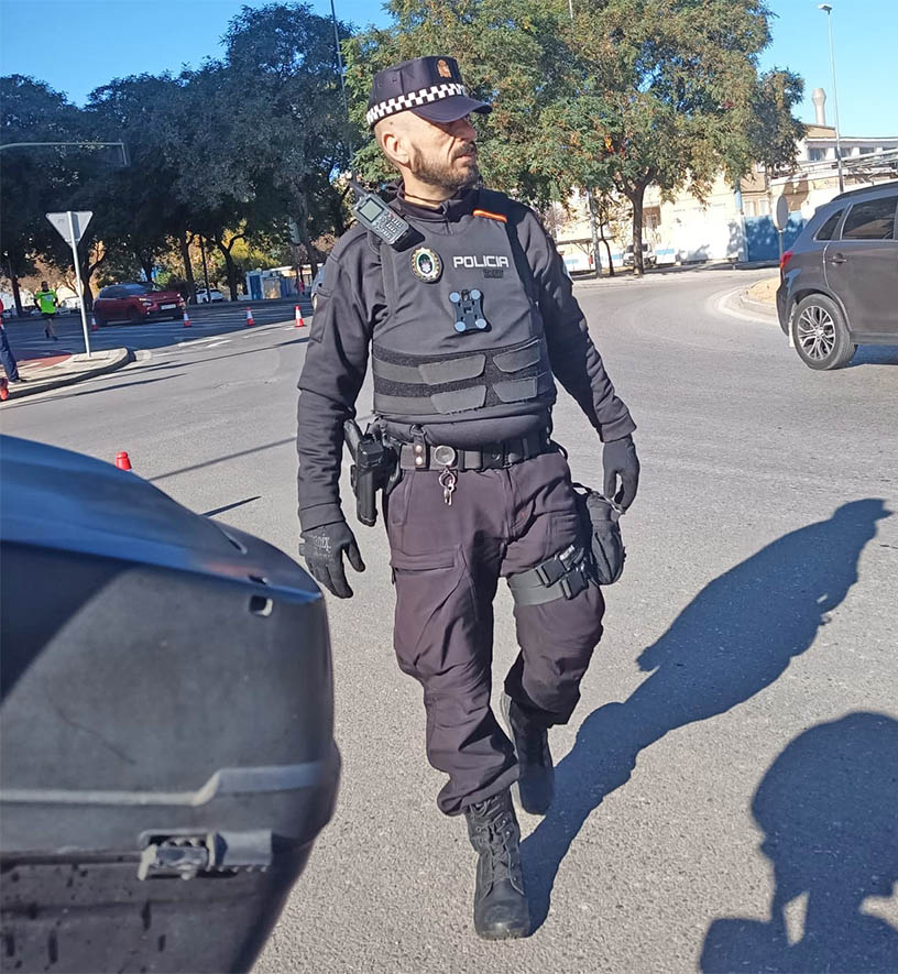 PoliciaSevillaCSIF tweet media