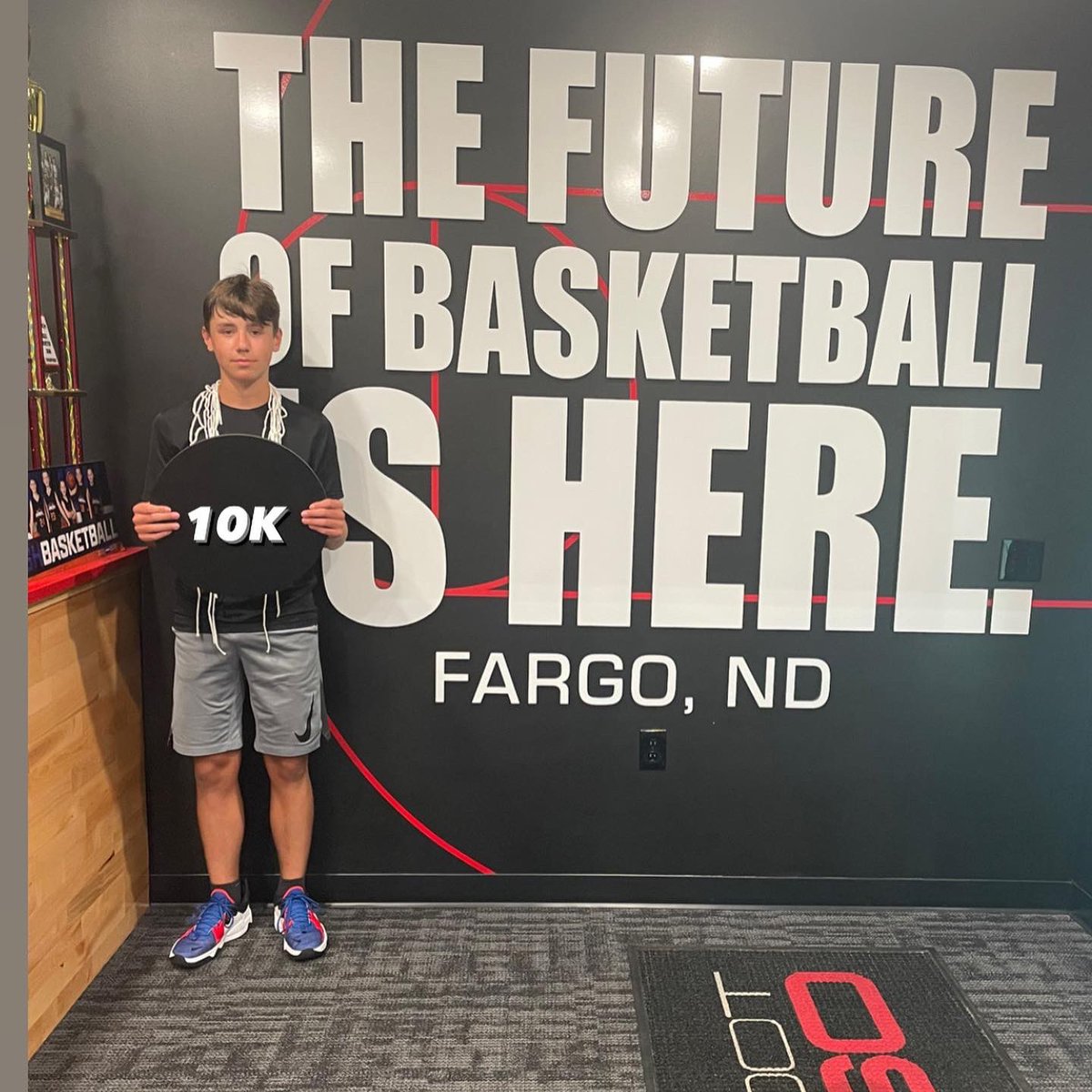 Shoot360Fargo's tweet photo. Congratulations to Michael Gullicks on reaching 10K Shots Made‼️We are continually amazed by the work ethic of our members and Michael is a perfect example‼️ Let’s go, Michael‼️ #shoot360fargo #unlockyourgame #getgameready @nodakbasketball https://t.co/ZRSP5E37J5